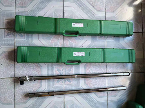 扭力扳手
